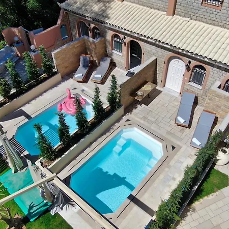 Doliva Erietta Private Pool شقة